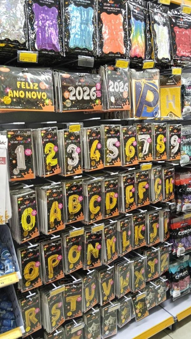 Expositor de balões de números e letras