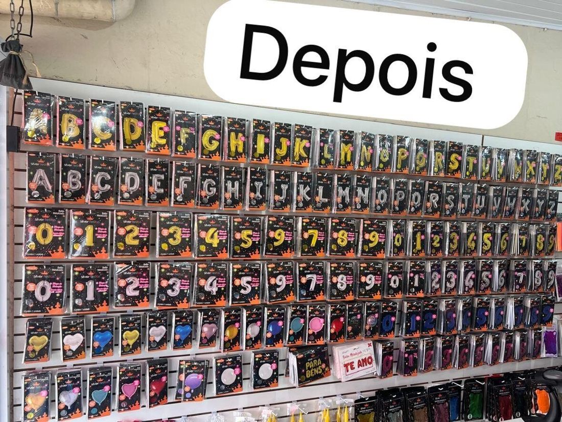 Depois: exposição organizada por categoria