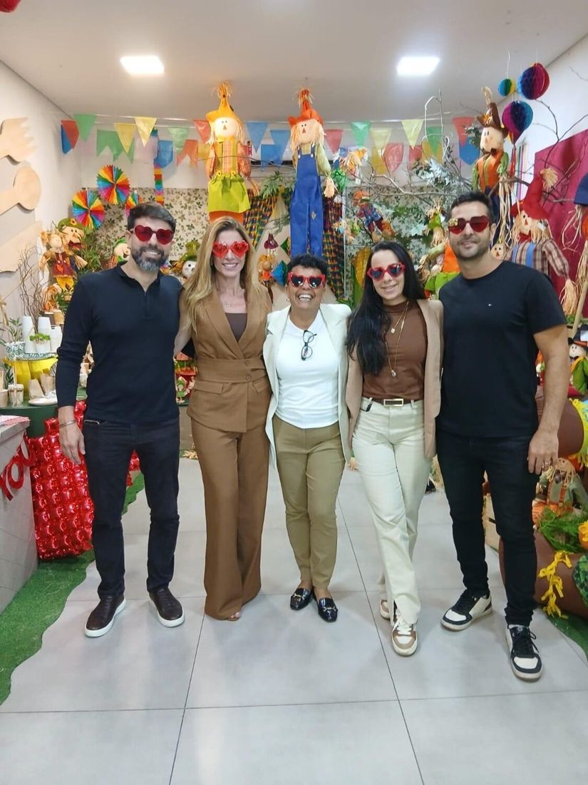 Clientes no showroom da Silver durante um VIP Day